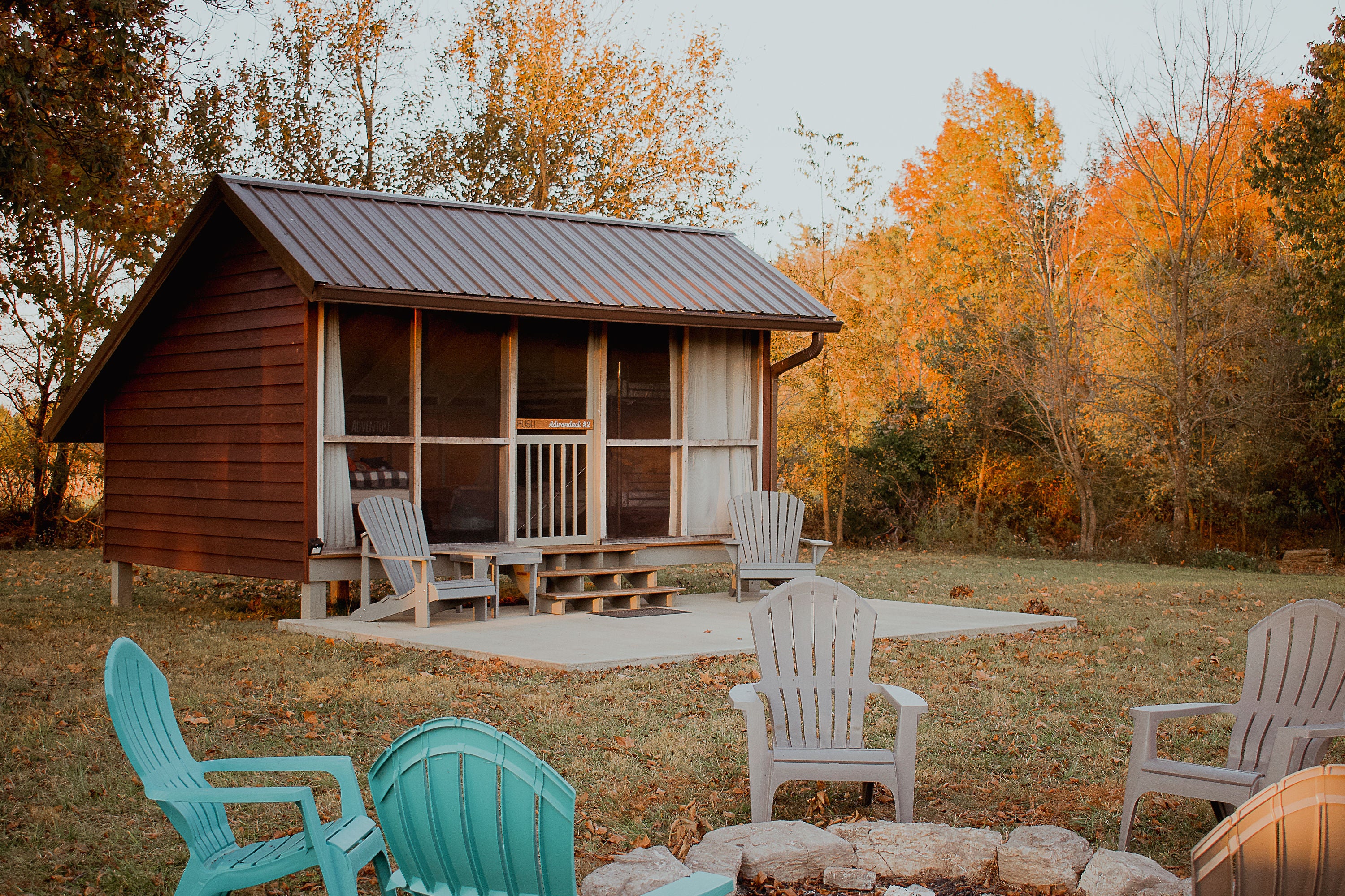 Creekside Camp | Glamping in Shelbyville, Tennessee | Crossing